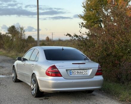 Серый Мерседес Е-Класс, объемом двигателя 3.2 л и пробегом 296 тыс. км за 7200 $, фото 6 на Automoto.ua