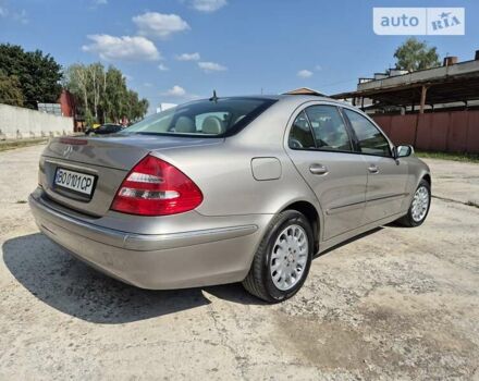 Сірий Мерседес Е-Клас, об'ємом двигуна 1.8 л та пробігом 281 тис. км за 11400 $, фото 4 на Automoto.ua