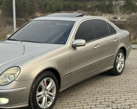 Сірий Мерседес Е-Клас, об'ємом двигуна 2.7 л та пробігом 338 тис. км за 8500 $, фото 1 на Automoto.ua