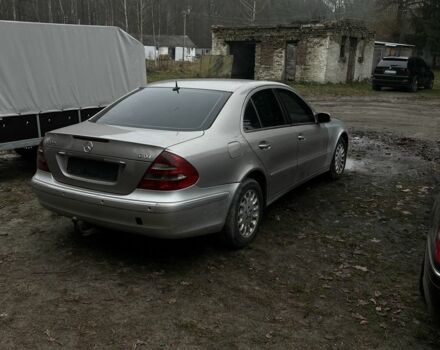 Сірий Мерседес Е-Клас, об'ємом двигуна 3.2 л та пробігом 340 тис. км за 4500 $, фото 3 на Automoto.ua