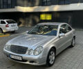 Мерседес Е-Клас 2004 у Івано-Франківську на Automoto.ua Сірий Мерседес Е-Клас, об'ємом двигуна 2.1 л та пробігом 305 тис. км за 6500 $, фото 1 на Automoto.ua