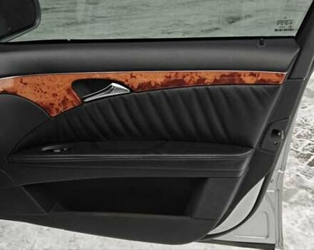 Сірий Мерседес Е-Клас, об'ємом двигуна 2.69 л та пробігом 360 тис. км за 7777 $, фото 17 на Automoto.ua