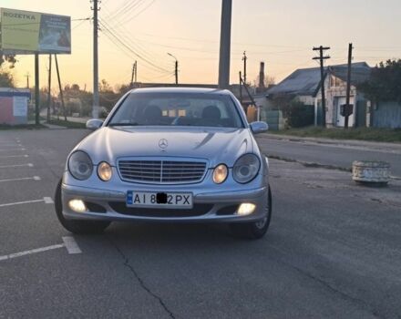 Сірий Мерседес Е-Клас, об'ємом двигуна 3 л та пробігом 300 тис. км за 3300 $, фото 5 на Automoto.ua