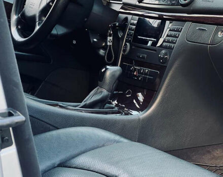 Мерседес Е-Клас 2004 у Івано-Франківську на Automoto.ua Сірий Мерседес Е-Клас, об'ємом двигуна 2.15 л та пробігом 462 тис. км за 8100 $, фото 14 на Automoto.ua