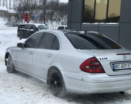 Серый Мерседес Е-Класс, объемом двигателя 2.7 л и пробегом 387 тыс. км за 2150 $, фото 6 на Automoto.ua