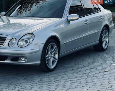 Мерседес Е-Клас 2004 у Івано-Франківську на Automoto.ua Сірий Мерседес Е-Клас, об'ємом двигуна 2.15 л та пробігом 462 тис. км за 8100 $, фото 7 на Automoto.ua