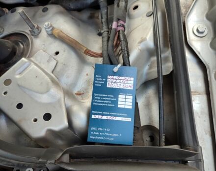 Серый Мерседес Е-Класс, объемом двигателя 2.1 л и пробегом 443 тыс. км за 8300 $, фото 15 на Automoto.ua