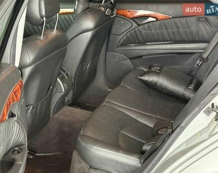 Серый Мерседес Е-Класс, объемом двигателя 2.7 л и пробегом 254 тыс. км за 8790 $, фото 15 на Automoto.ua