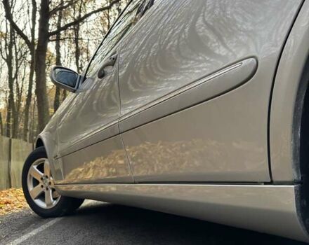 Сірий Мерседес Е-Клас, об'ємом двигуна 2.2 л та пробігом 412 тис. км за 6300 $, фото 3 на Automoto.ua