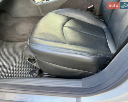 Сірий Мерседес Е-Клас, об'ємом двигуна 2.7 л та пробігом 400 тис. км за 8300 $, фото 43 на Automoto.ua