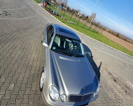 Серый Мерседес Е-Класс, объемом двигателя 2.15 л и пробегом 420 тыс. км за 7000 $, фото 12 на Automoto.ua