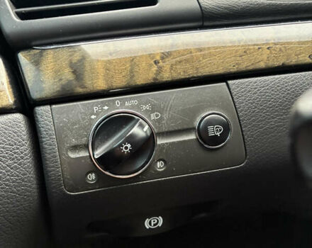 Сірий Мерседес Е-Клас, об'ємом двигуна 2.7 л та пробігом 349 тис. км за 8800 $, фото 25 на Automoto.ua