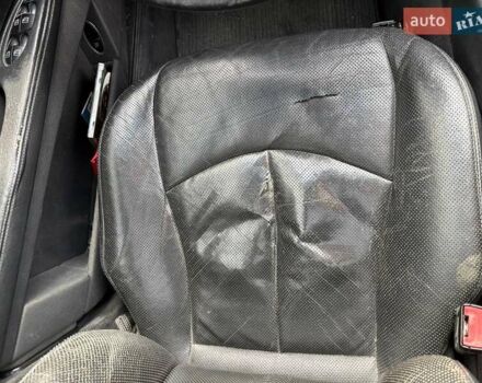 Серый Мерседес Е-Класс, объемом двигателя 3.2 л и пробегом 500 тыс. км за 6000 $, фото 31 на Automoto.ua