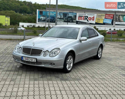 Сірий Мерседес Е-Клас, об'ємом двигуна 0 л та пробігом 370 тис. км за 2905 $, фото 14 на Automoto.ua