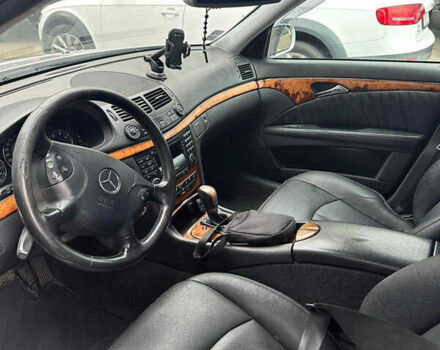 Сірий Мерседес Е-Клас, об'ємом двигуна 0 л та пробігом 370 тис. км за 2905 $, фото 1 на Automoto.ua