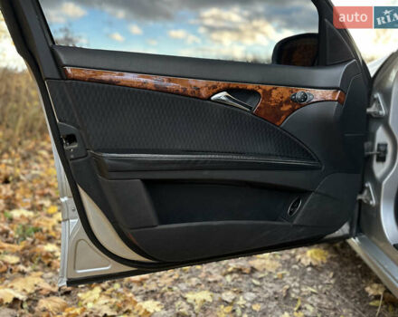 Мерседес Е-Клас 2004 у Тернополі на Automoto.ua Сірий Мерседес Е-Клас, об'ємом двигуна 2.2 л та пробігом 333 тис. км за 5750 $, фото 20 на Automoto.ua