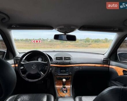 Мерседес Е-Класс 2005 в Золотоноше на Automoto.ua Серый Мерседес Е-Класс, объемом двигателя 3.2 л и пробегом 450 тыс. км за 6500 $, фото 8 на Automoto.ua