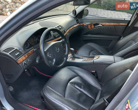 Серый Мерседес Е-Класс, объемом двигателя 1.8 л и пробегом 312 тыс. км за 7450 $, фото 11 на Automoto.ua