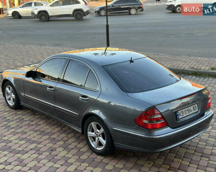 Серый Мерседес Е-Класс, объемом двигателя 3 л и пробегом 358 тыс. км за 8500 $, фото 8 на Automoto.ua
