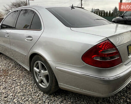 Серый Мерседес Е-Класс, объемом двигателя 3.22 л и пробегом 275 тыс. км за 8700 $, фото 5 на Automoto.ua