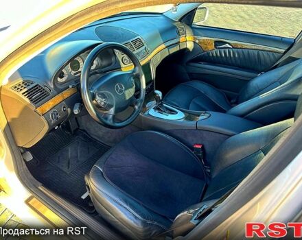 Серый Мерседес Е-Класс, объемом двигателя 3.2 л и пробегом 340 тыс. км за 7400 $, фото 7 на Automoto.ua