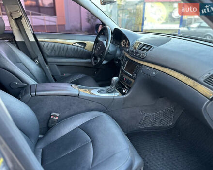 Серый Мерседес Е-Класс, объемом двигателя 3 л и пробегом 358 тыс. км за 8500 $, фото 20 на Automoto.ua