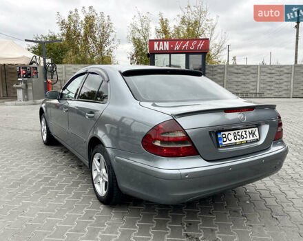 Мерседес Е-Клас 2005 у Белой Церкве на Automoto.ua Сірий Мерседес Е-Клас, об'ємом двигуна 1.8 л та пробігом 456 тис. км за 4850 $, фото 4 на Automoto.ua