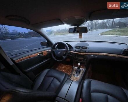 Серый Мерседес Е-Класс, объемом двигателя 2.15 л и пробегом 505 тыс. км за 7250 $, фото 21 на Automoto.ua