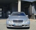Сірий Мерседес Е-Клас, об'ємом двигуна 2.1 л та пробігом 549 тис. км за 7000 $, фото 1 на Automoto.ua