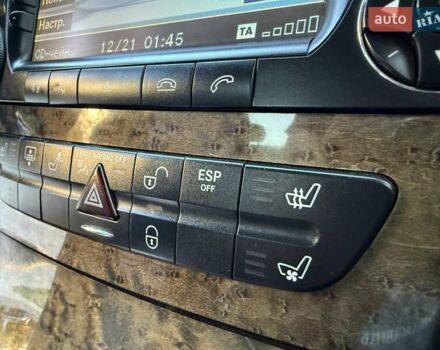 Серый Мерседес Е-Класс, объемом двигателя 2.99 л и пробегом 300 тыс. км за 8400 $, фото 61 на Automoto.ua