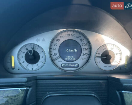 Сірий Мерседес Е-Клас, об'ємом двигуна 3.22 л та пробігом 308 тис. км за 6800 $, фото 16 на Automoto.ua