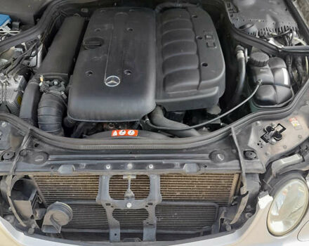 Сірий Мерседес Е-Клас, об'ємом двигуна 3.22 л та пробігом 352 тис. км за 8750 $, фото 21 на Automoto.ua