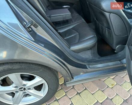 Серый Мерседес Е-Класс, объемом двигателя 3 л и пробегом 358 тыс. км за 8500 $, фото 18 на Automoto.ua