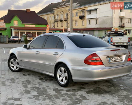 Серый Мерседес Е-Класс, объемом двигателя 3.2 л и пробегом 367 тыс. км за 8000 $, фото 46 на Automoto.ua