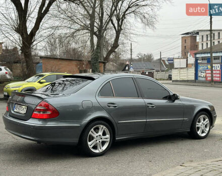 Серый Мерседес Е-Класс, объемом двигателя 3 л и пробегом 362 тыс. км за 8500 $, фото 11 на Automoto.ua