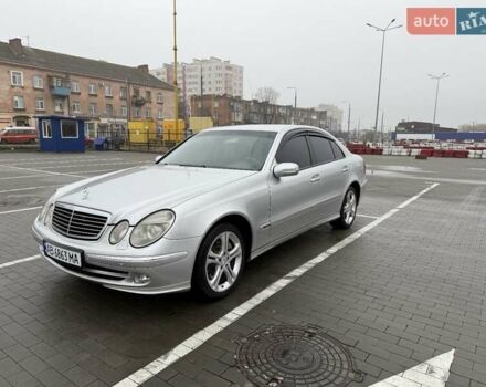 Серый Мерседес Е-Класс, объемом двигателя 2.6 л и пробегом 293 тыс. км за 7800 $, фото 7 на Automoto.ua