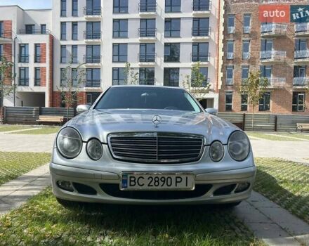 Сірий Мерседес Е-Клас, об'ємом двигуна 1.8 л та пробігом 271 тис. км за 7100 $, фото 5 на Automoto.ua