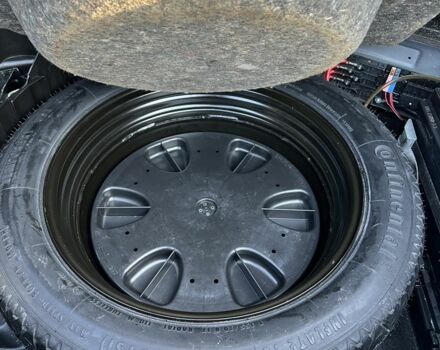 Серый Мерседес Е-Класс, объемом двигателя 3 л и пробегом 324 тыс. км за 9300 $, фото 7 на Automoto.ua