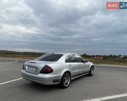 Мерседес Е-Класс 2005 в Золотоноше на Automoto.ua Серый Мерседес Е-Класс, объемом двигателя 3.2 л и пробегом 450 тыс. км за 6500 $, фото 2 на Automoto.ua