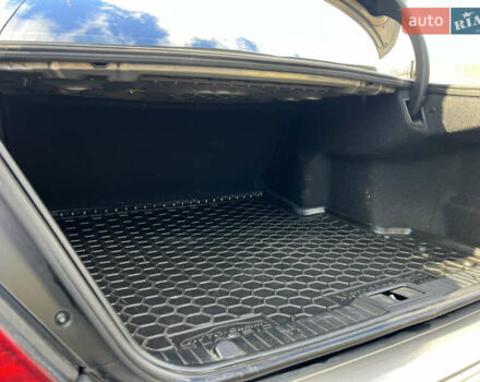 Серый Мерседес Е-Класс, объемом двигателя 3.5 л и пробегом 260 тыс. км за 8500 $, фото 9 на Automoto.ua