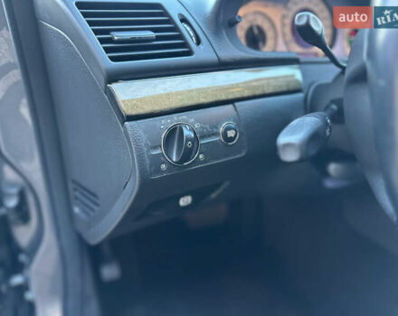 Серый Мерседес Е-Класс, объемом двигателя 3 л и пробегом 358 тыс. км за 8500 $, фото 30 на Automoto.ua