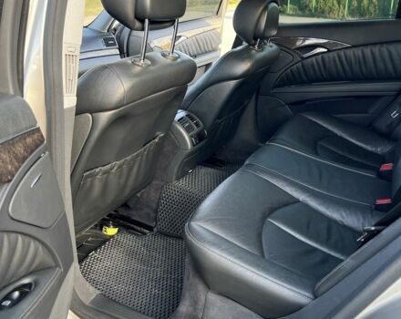 Серый Мерседес Е-Класс, объемом двигателя 3 л и пробегом 376 тыс. км за 8500 $, фото 9 на Automoto.ua