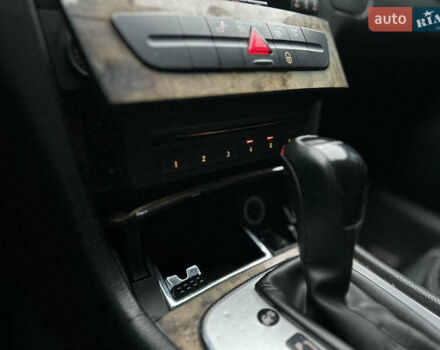 Серый Мерседес Е-Класс, объемом двигателя 3 л и пробегом 362 тыс. км за 8500 $, фото 33 на Automoto.ua