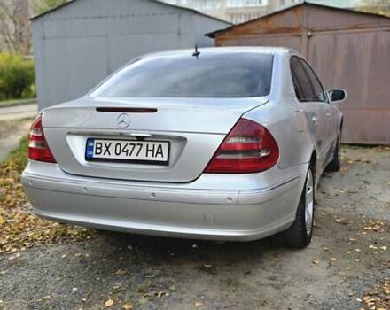 Сірий Мерседес Е-Клас, об'ємом двигуна 3 л та пробігом 300 тис. км за 5300 $, фото 4 на Automoto.ua