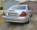 Сірий Мерседес Е-Клас, об'ємом двигуна 3 л та пробігом 300 тис. км за 5300 $, фото 4 на Automoto.ua
