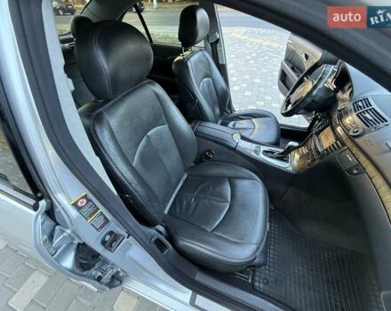 Серый Мерседес Е-Класс, объемом двигателя 2.99 л и пробегом 300 тыс. км за 8400 $, фото 55 на Automoto.ua