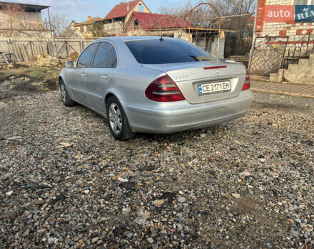 Серый Мерседес Е-Класс, объемом двигателя 2.2 л и пробегом 292 тыс. км за 6700 $, фото 6 на Automoto.ua