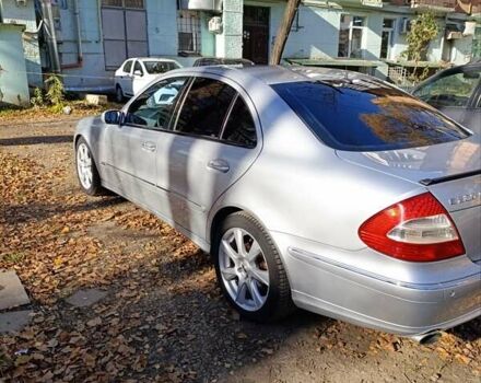 Серый Мерседес Е-Класс, объемом двигателя 2.99 л и пробегом 328 тыс. км за 8350 $, фото 10 на Automoto.ua