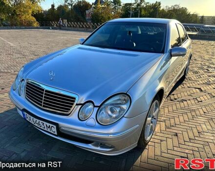 Серый Мерседес Е-Класс, объемом двигателя 3.2 л и пробегом 340 тыс. км за 7400 $, фото 1 на Automoto.ua