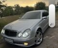 Сірий Мерседес Е-Клас, об'ємом двигуна 3.5 л та пробігом 256 тис. км за 5500 $, фото 1 на Automoto.ua